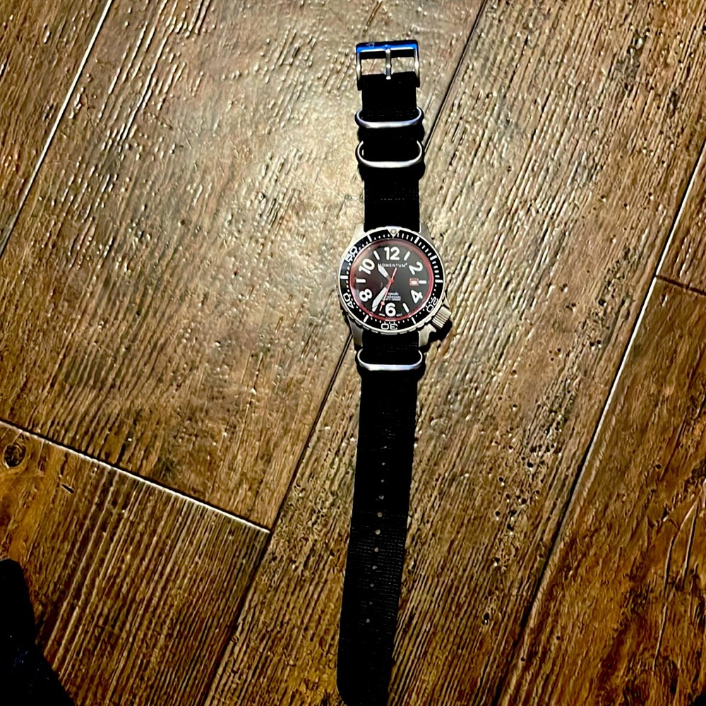 Momentum Dive Watch